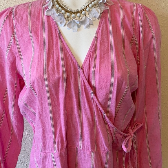 Old Navy Blouse pink with stripes - Picture 2 of 12